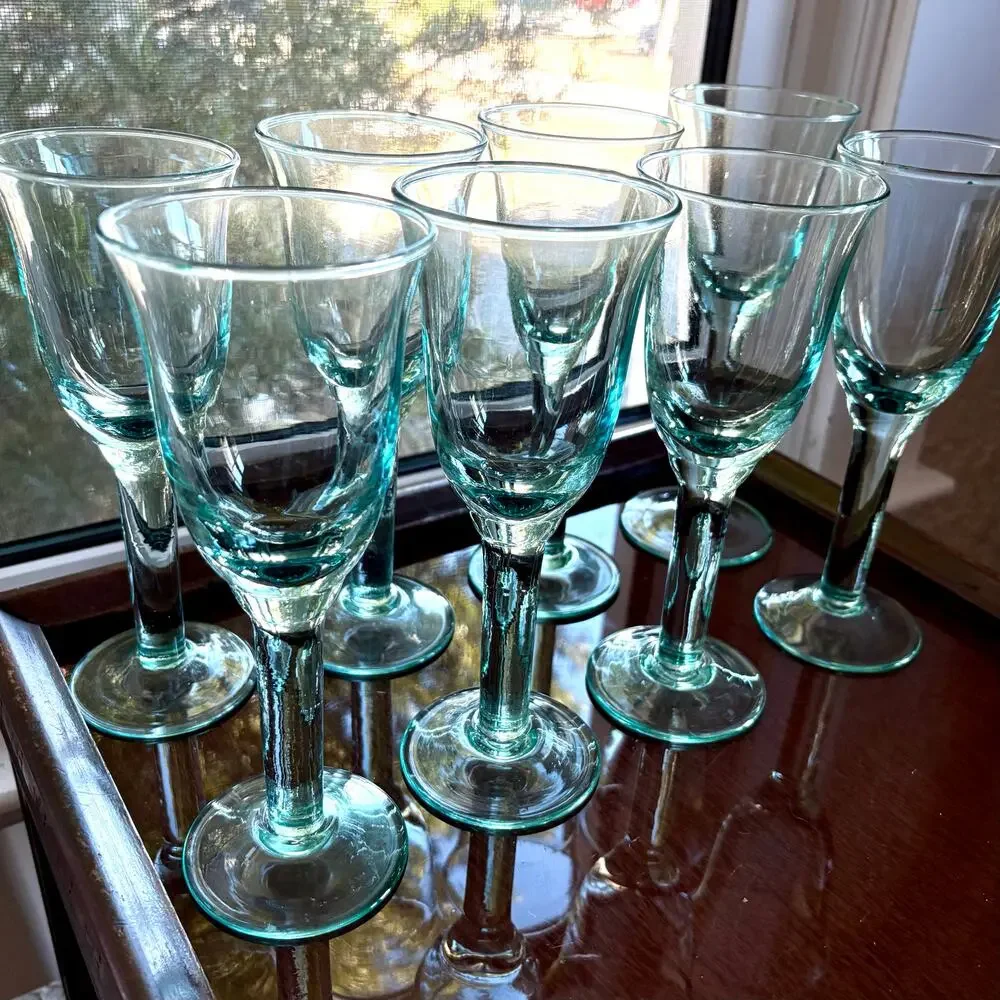 Vintage set hand